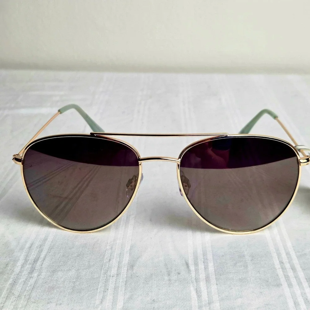 Oscar de la Renta Aviator Chic Unisex Sunglasses Gold Purple Gradient 100% UV